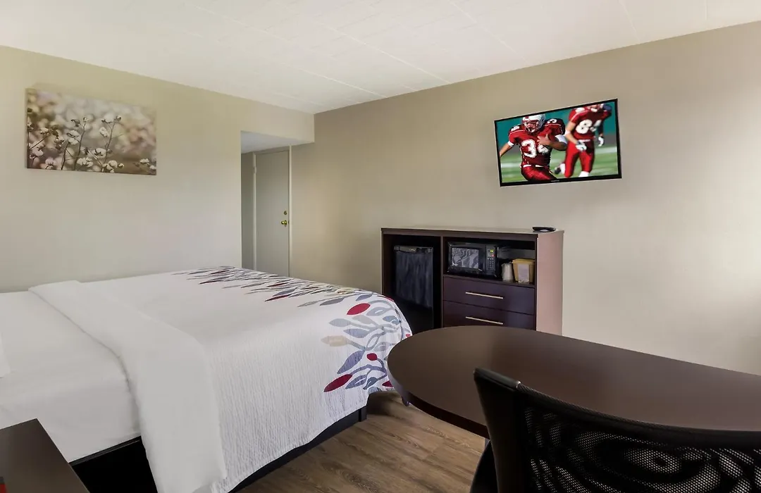 Red Roof Inn New Stanton-1