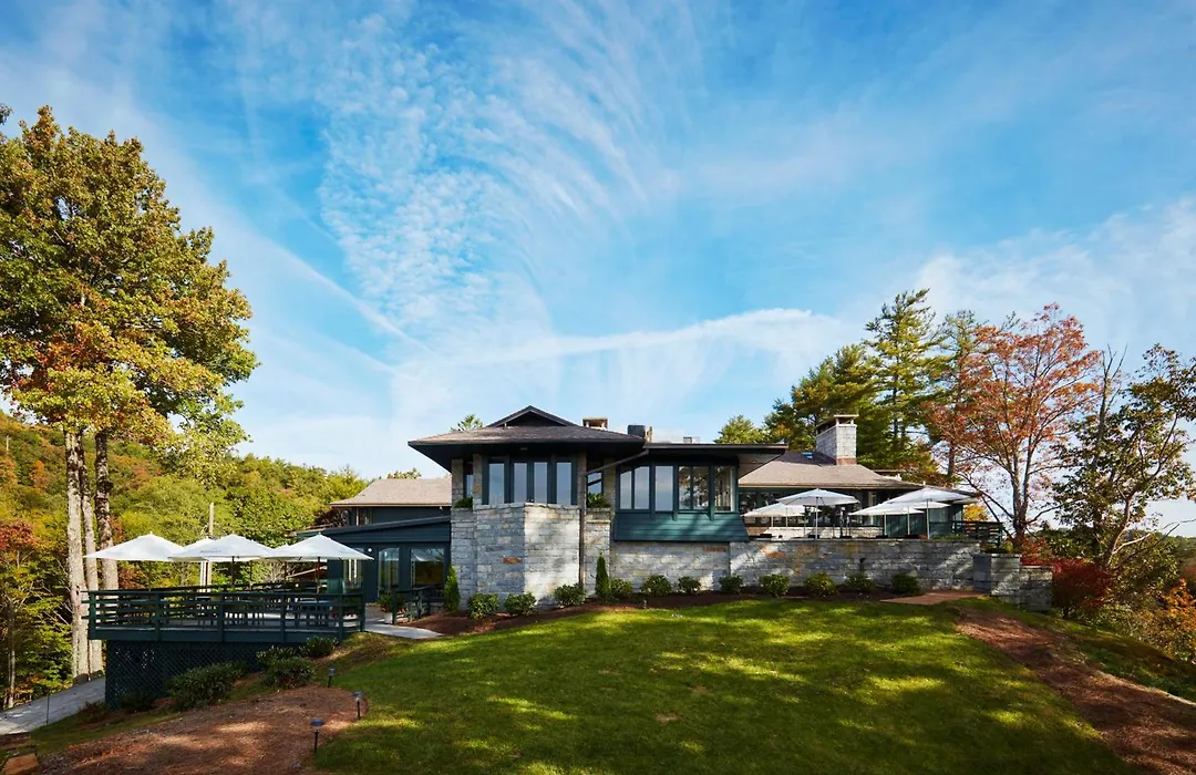Skyline Lodge-1