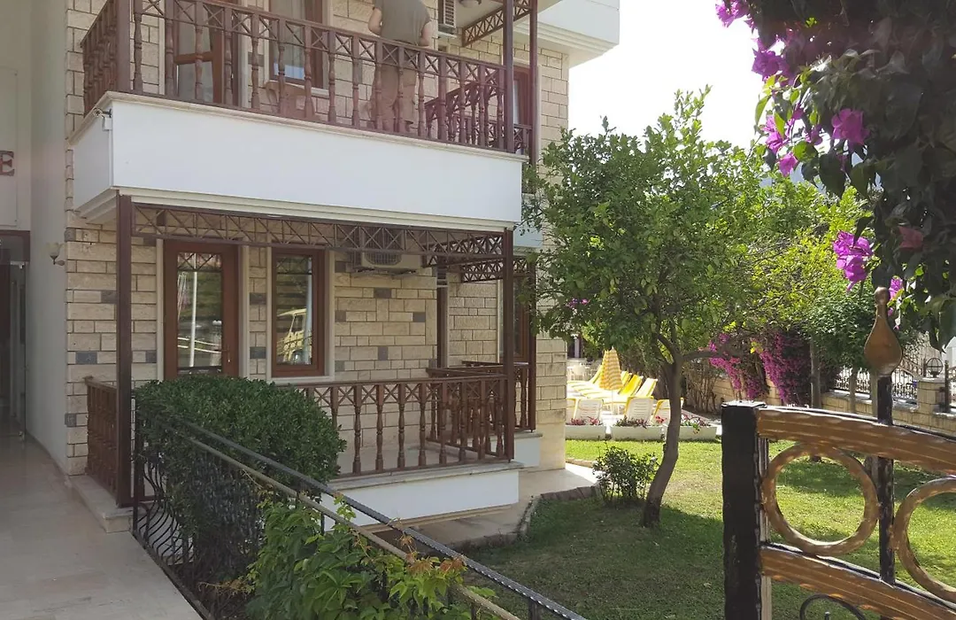 Felice Hotel-1