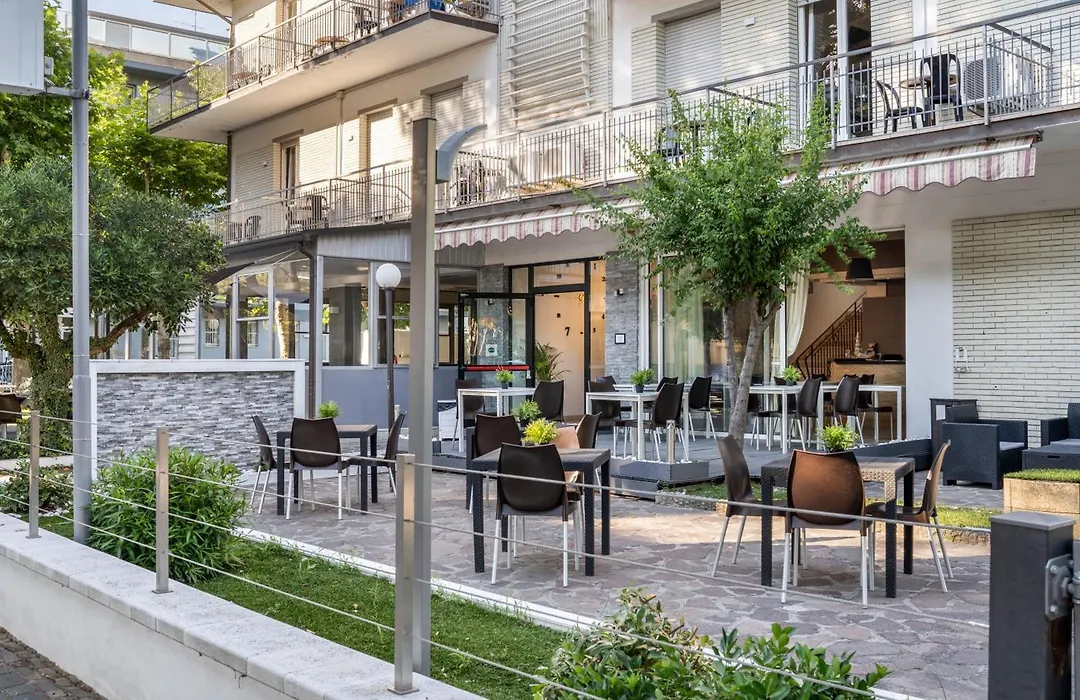 Hotel Oliver-1