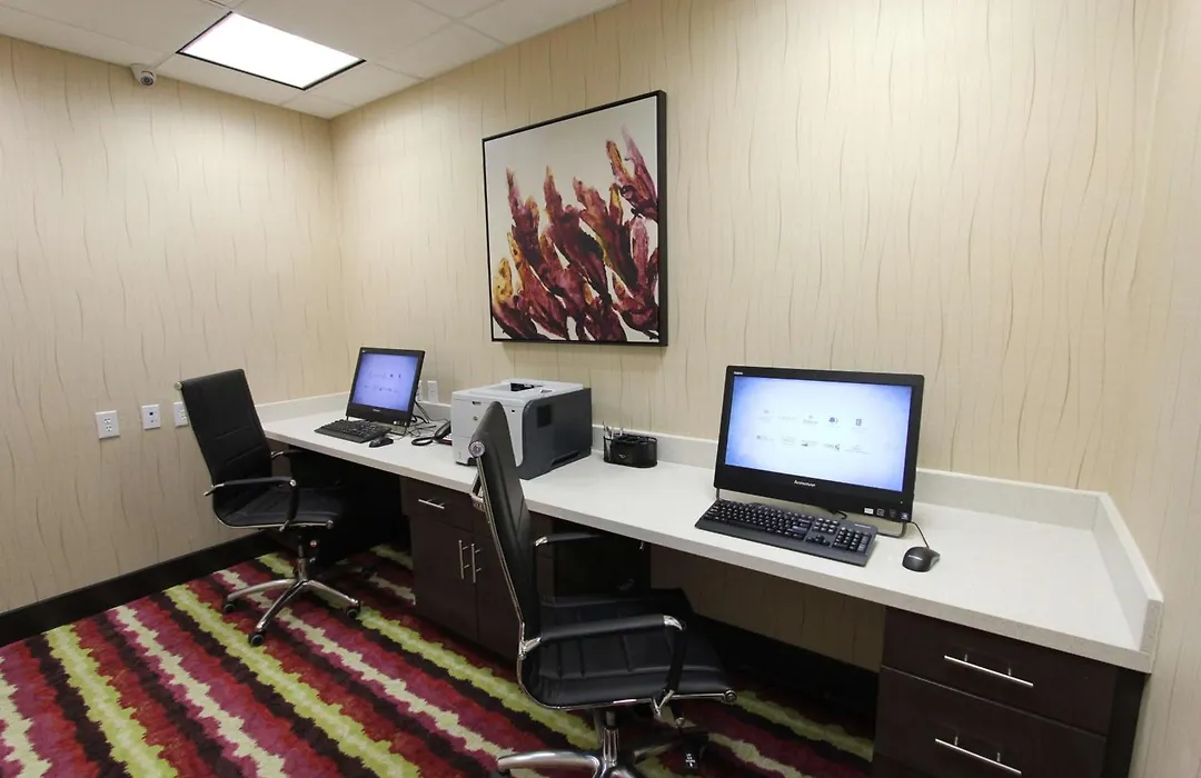 Hampton Inn & Suites Dallas Market Center-1