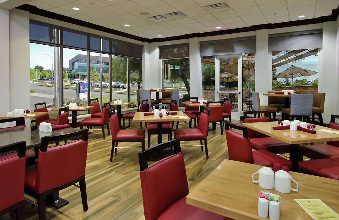 Hilton Garden Inn Sonoma County Airport-1