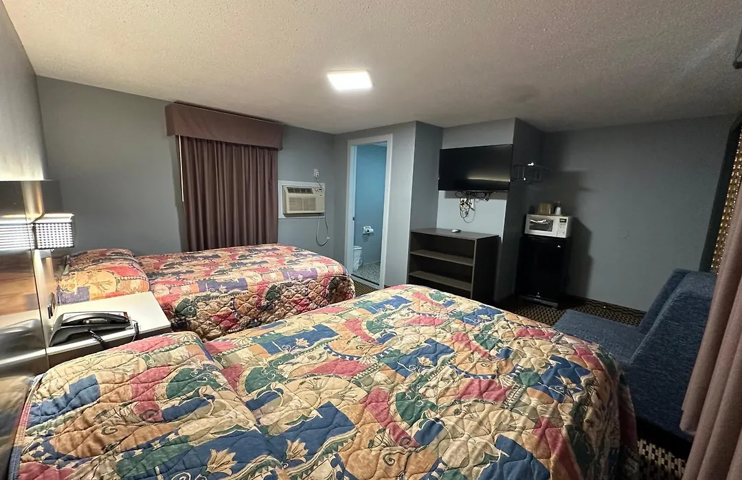 Rodeway Inn & Suites Walhalla-1