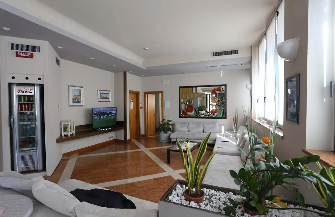 Hotel Roma-1