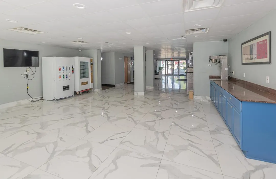 Jamestown Inn & Suites-1