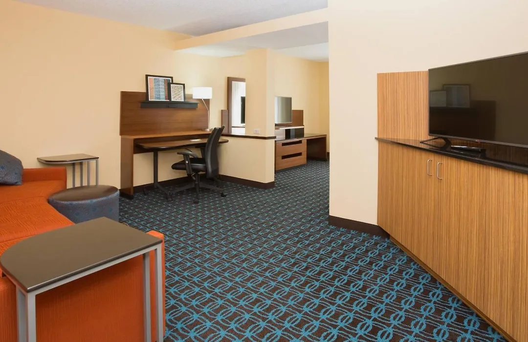 Fairfield Inn & Suites By Marriott Boston Milford-1