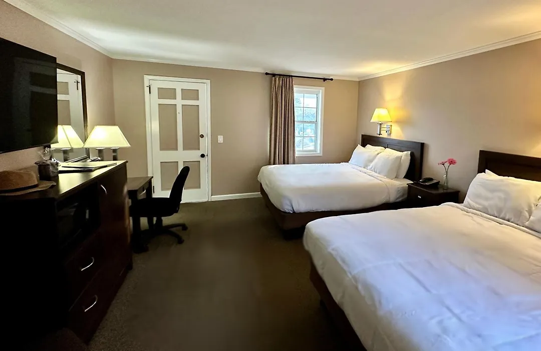 Blowing Rock Inn-1