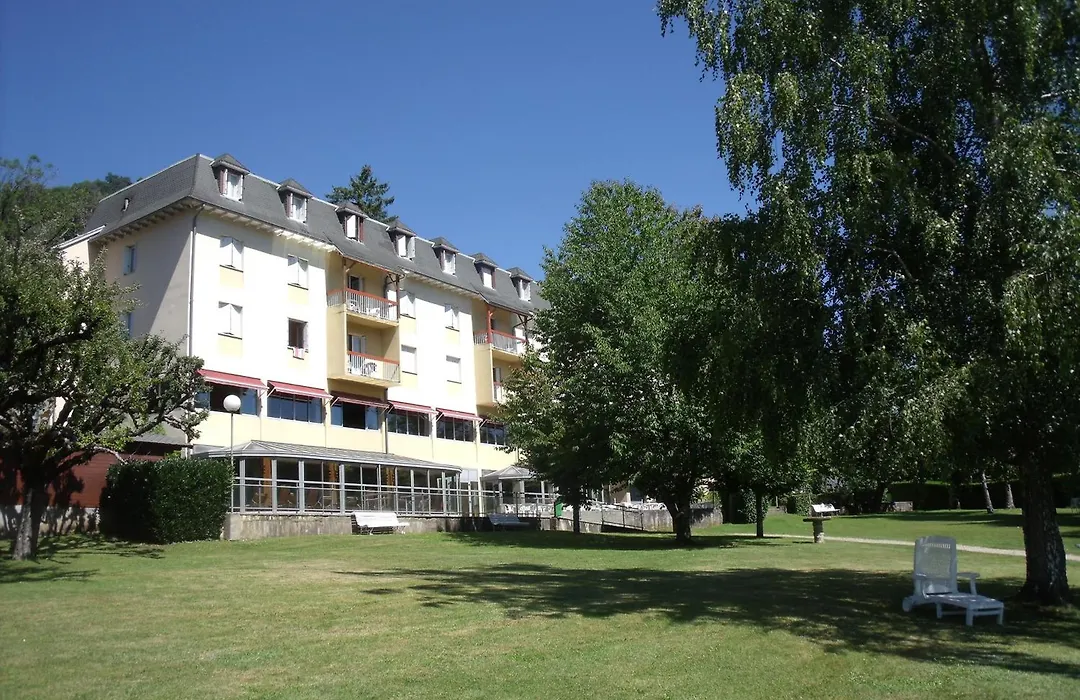 Family Hotel-1