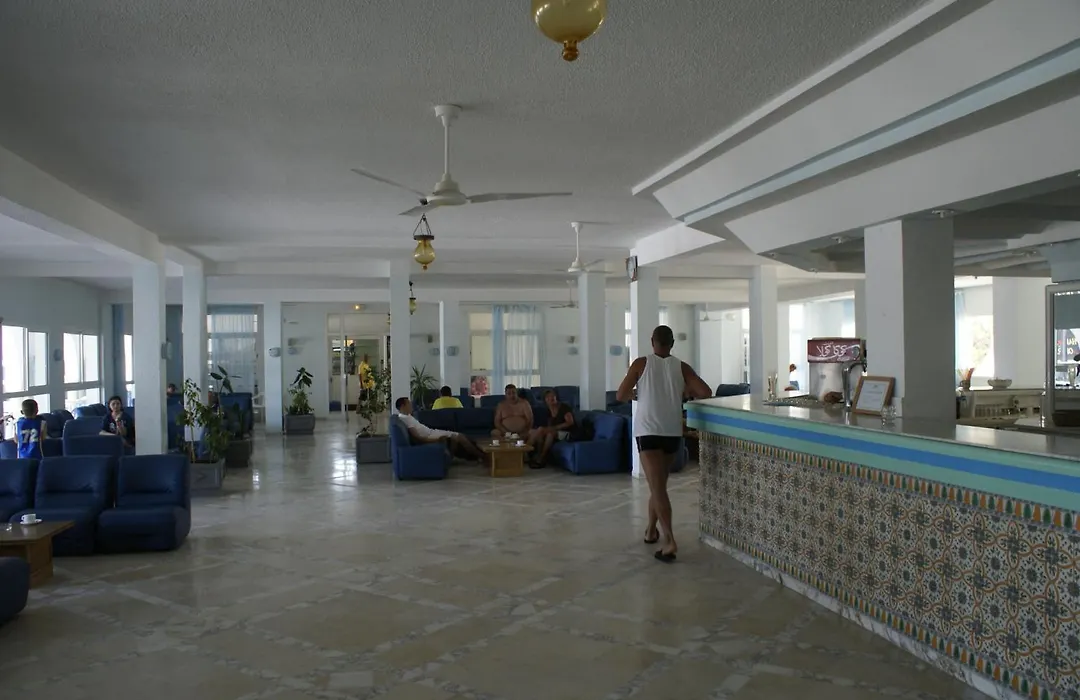 El Mouradi Club Selima-1