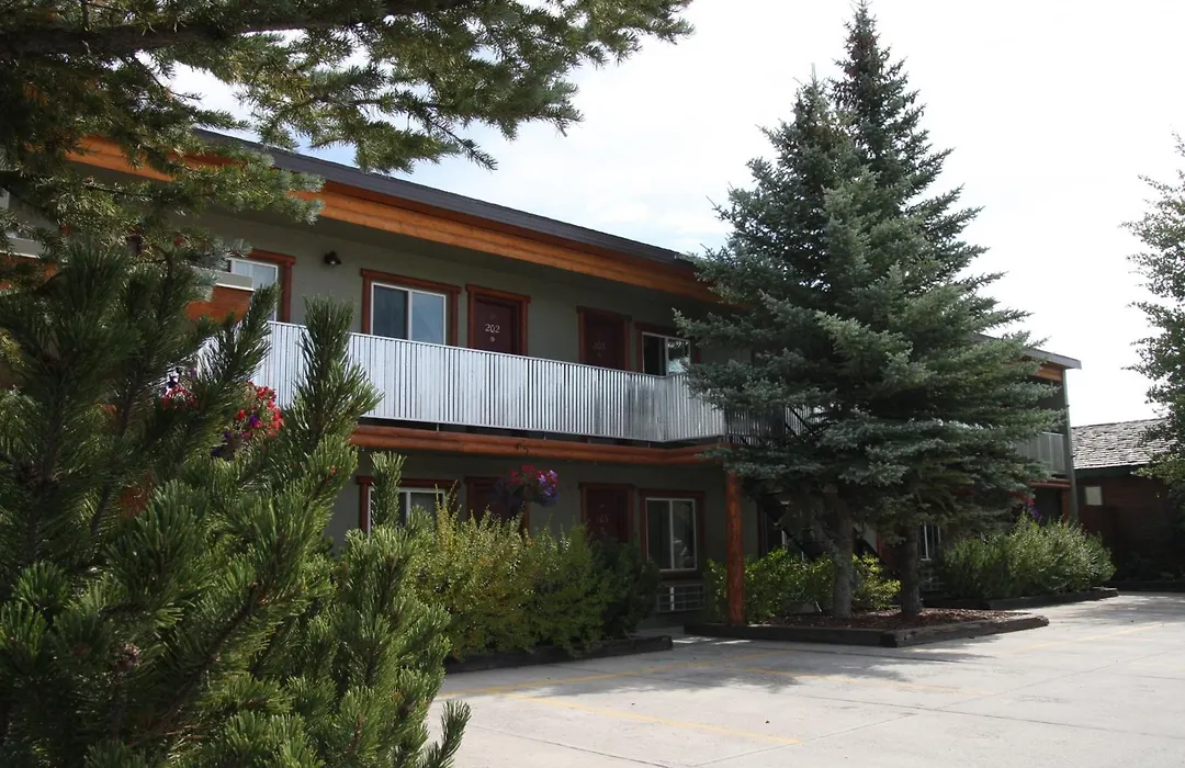 Moose Creek Inn-1