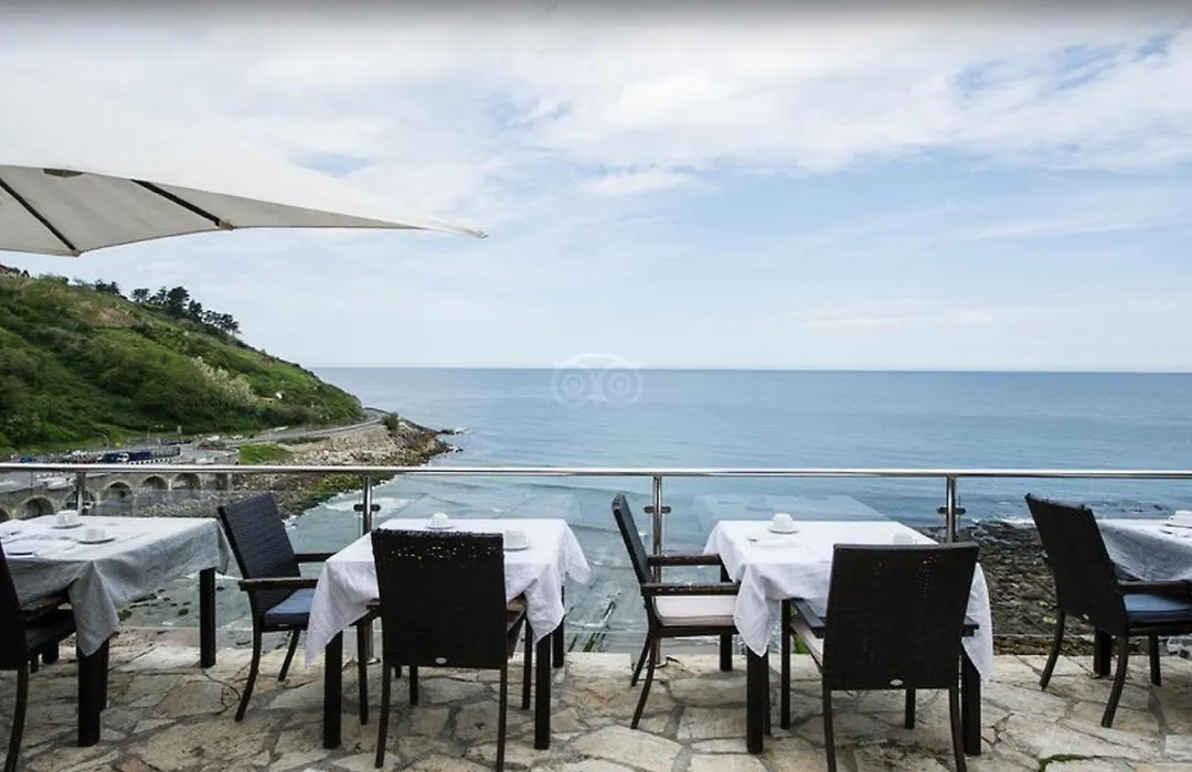 Hotel Itxas Gain Getaria-1