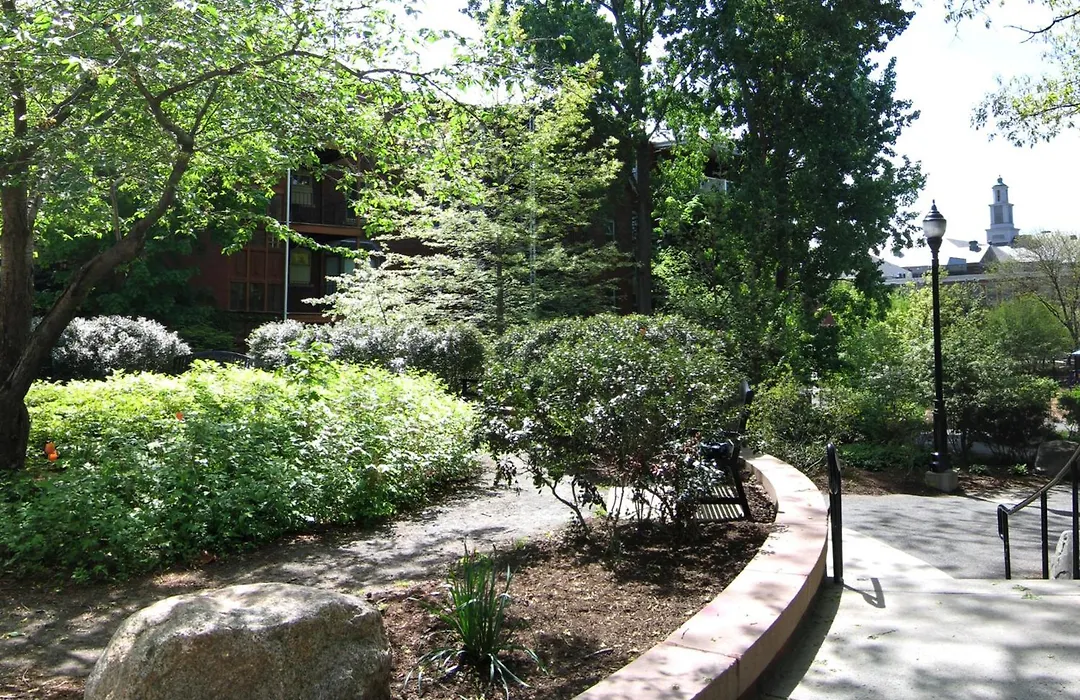 Longwood Inn-1