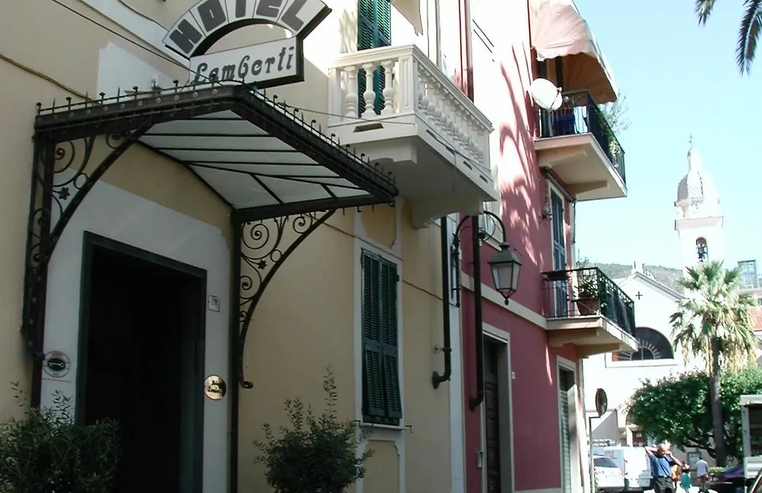 Hotel Lamberti-1
