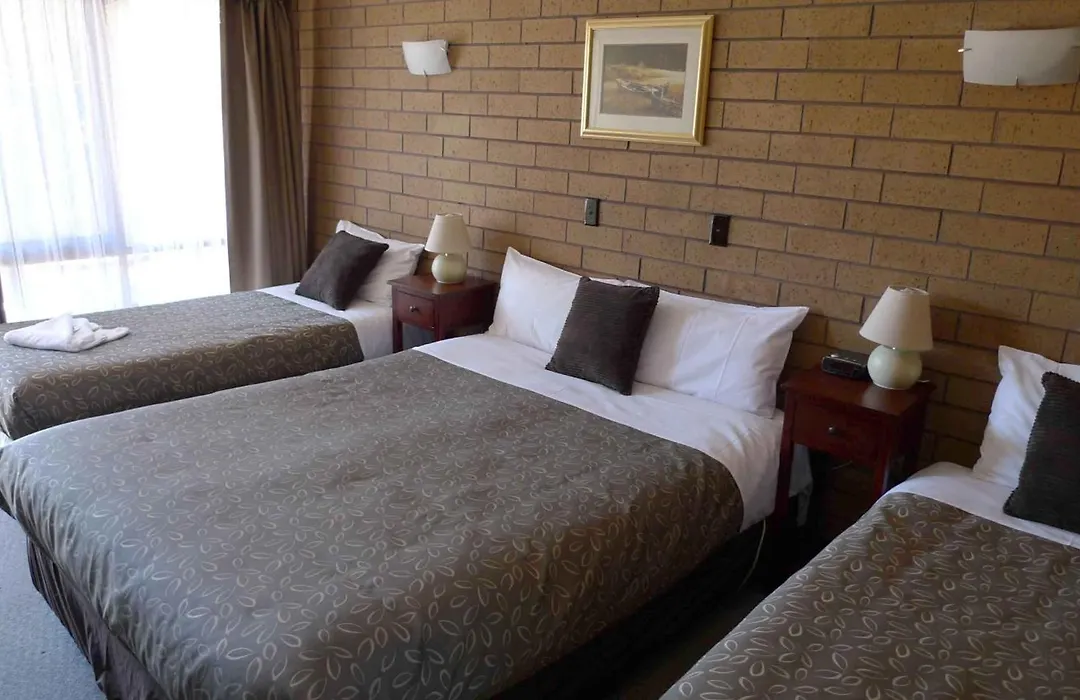 Rippleside Park Motor Inn-1