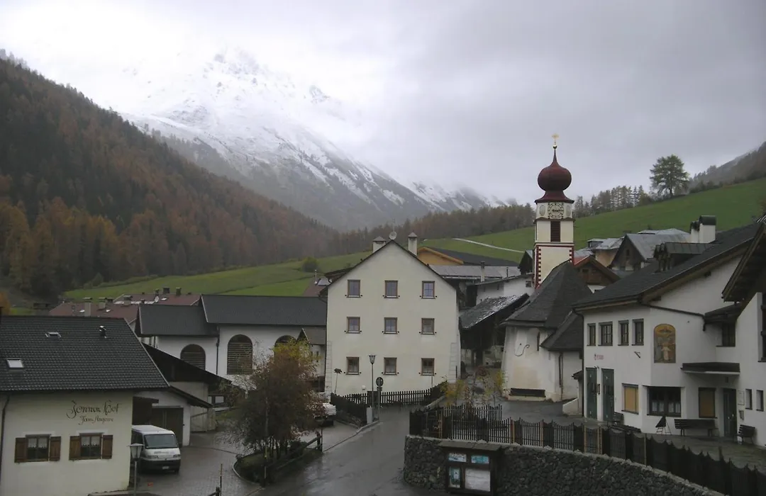 Hotel Edelweiss-1