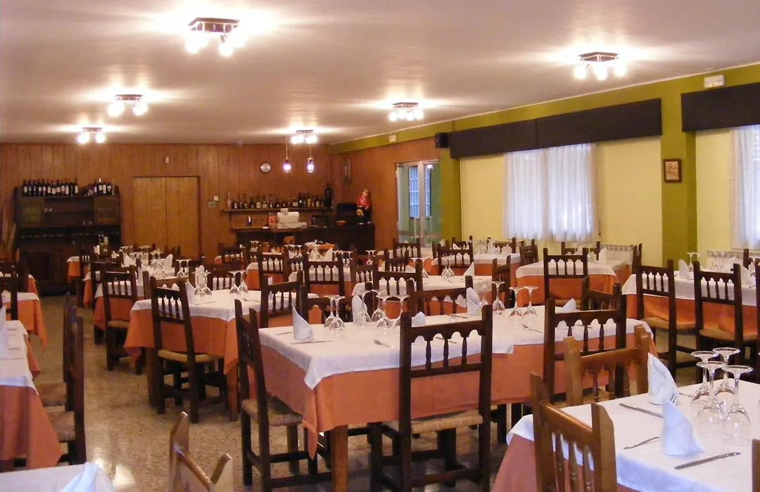 Mesón De Salinas-1