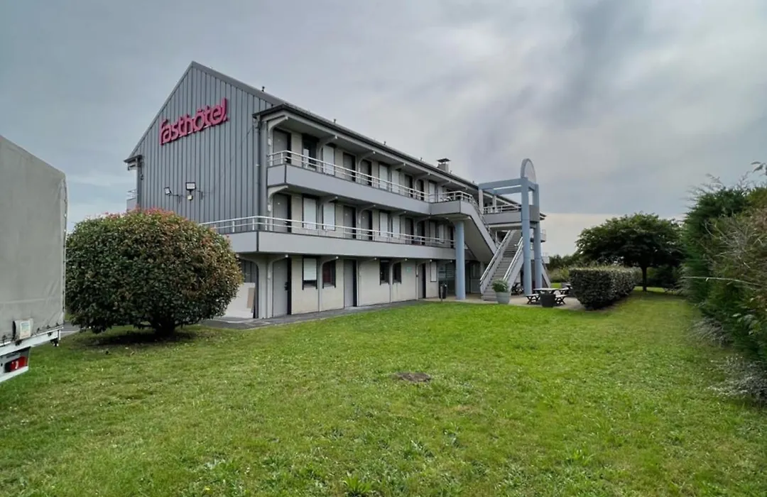 Fasthotel Roissy - Saint-Witz-1