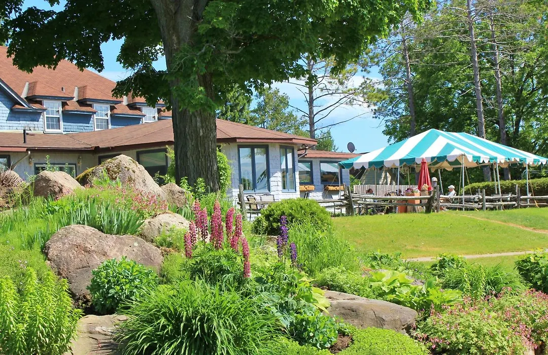 Highlands Four Season Resort-1