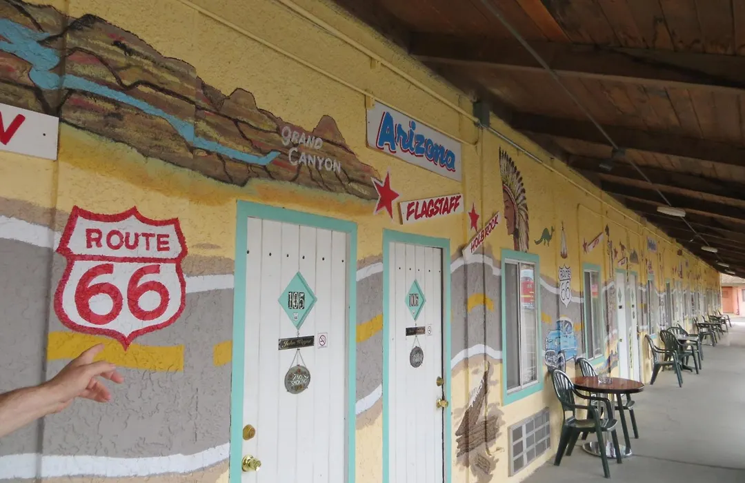 El Trovatore Motel-1
