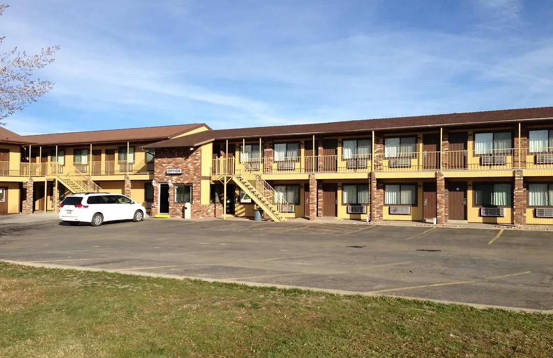 Split Mountain Motel-1