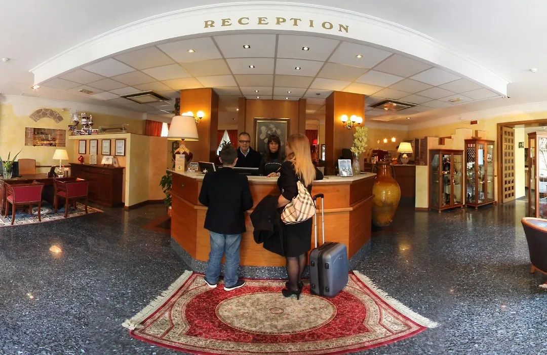 Hotel La Pace - Experience-1