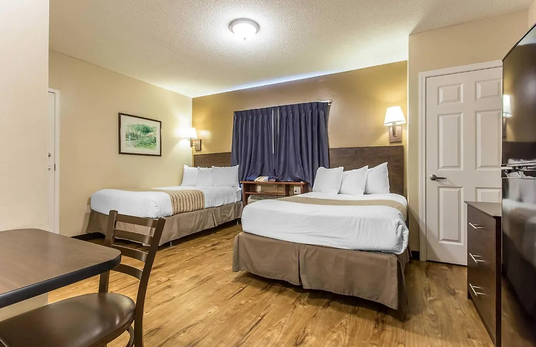 Suburban Studios Near University Of North Carolina-Charlotte-1