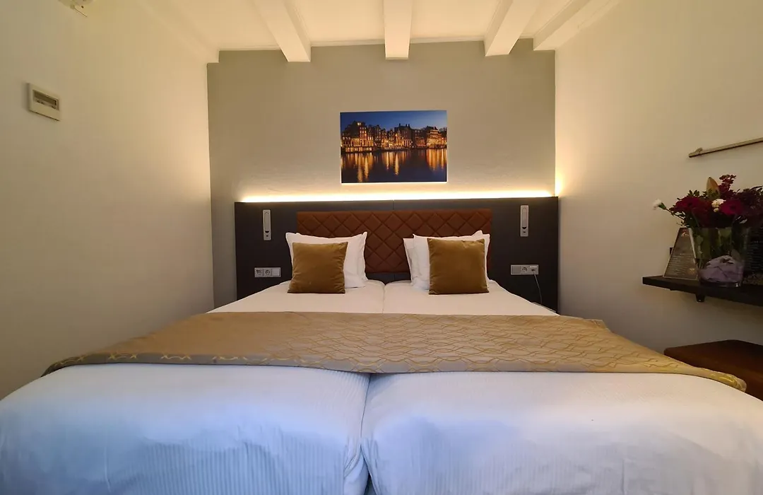Avenue Hotel-1