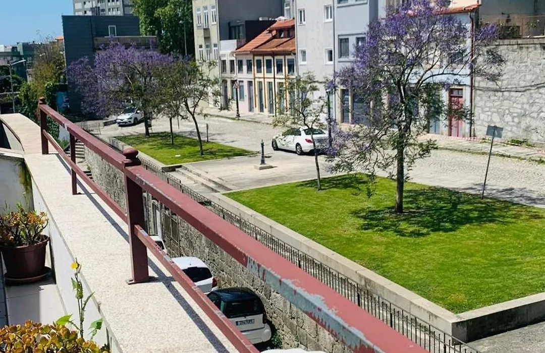 Invicta Porto Guest House-1