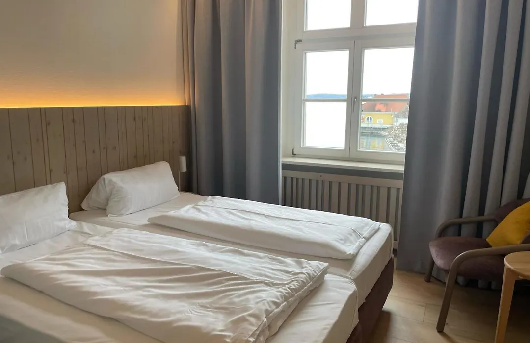 Flair Hotel zum Schiff-1