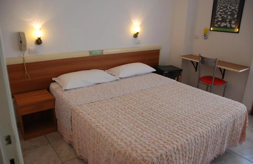 Hotel La Playa-1