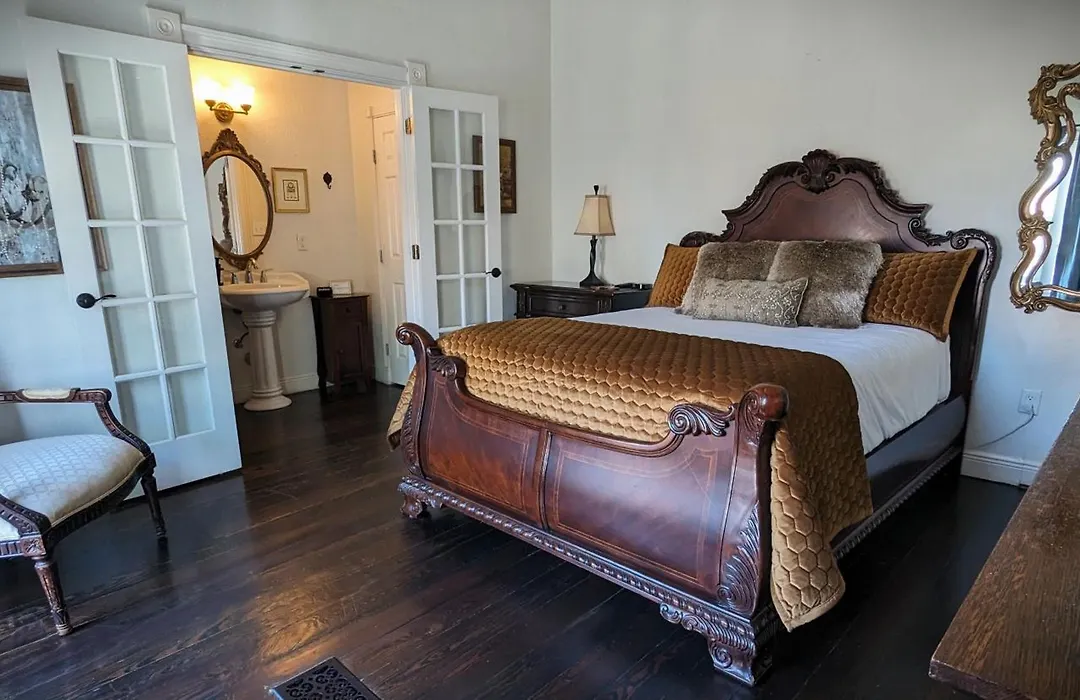 The 1890 Freeman House-1
