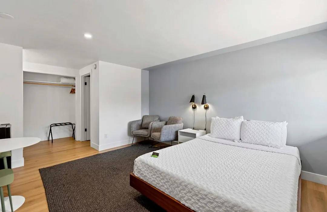 Cashmere Inn-1