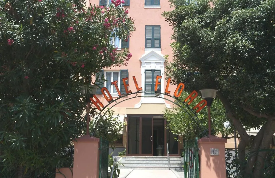 Hotel Flora-1