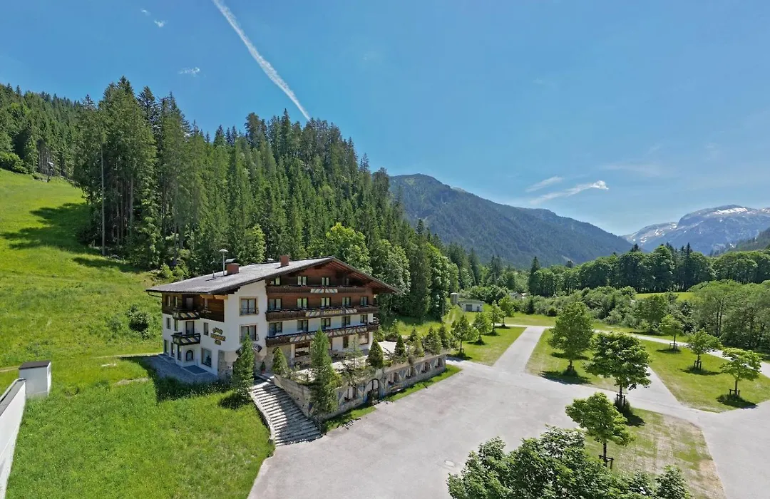 Sporthotel Flachauwinkl-1