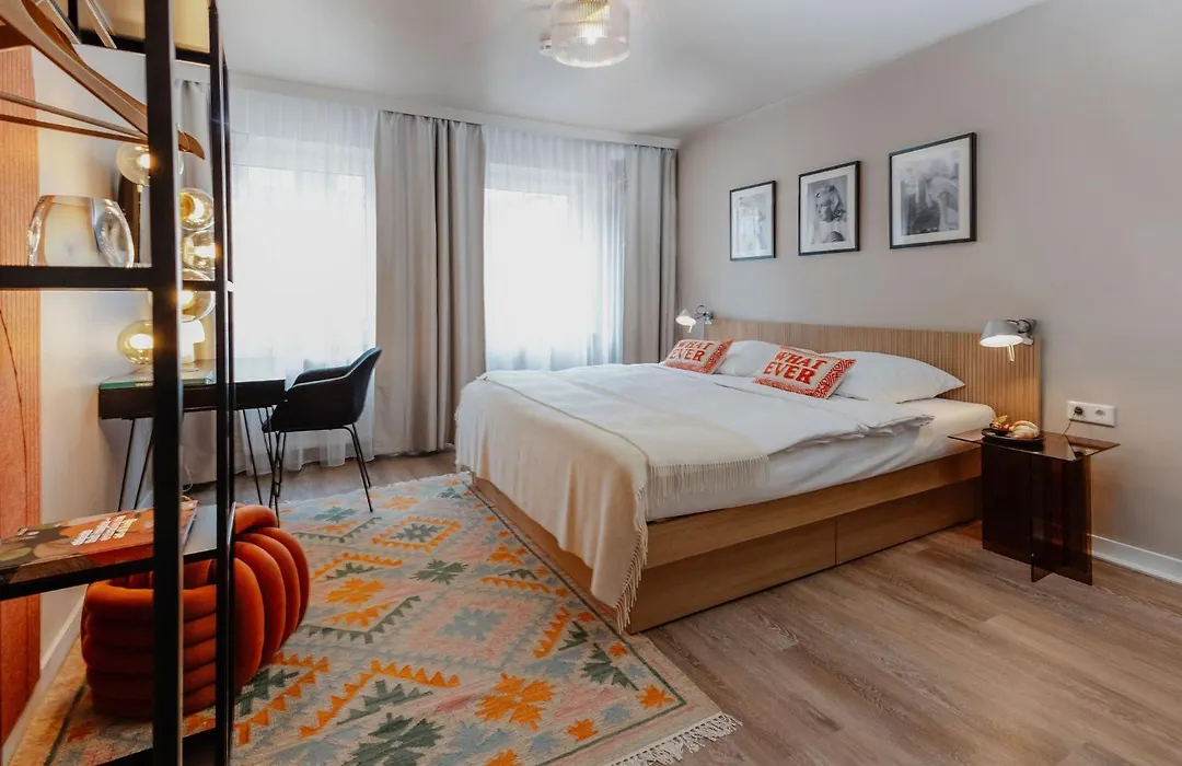 Hotel Lux-1