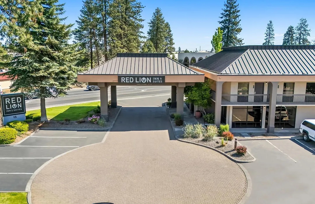 Red Lion Inn & Suites Deschutes River - Bend-1