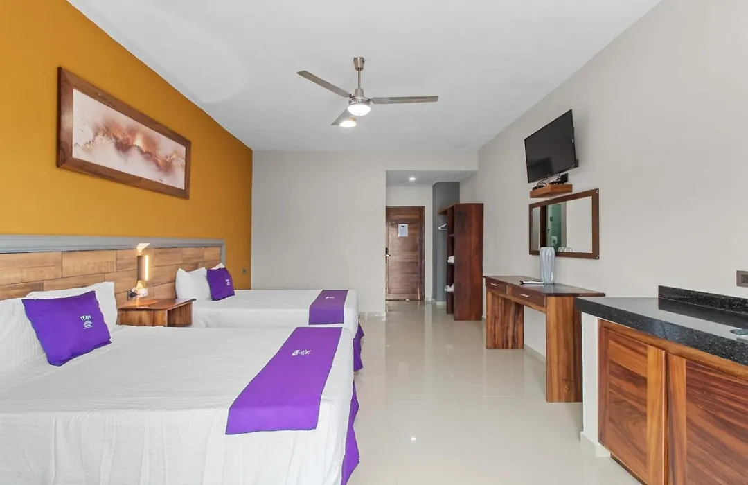 Hotel Yeah Rincón de Guayabitos-1