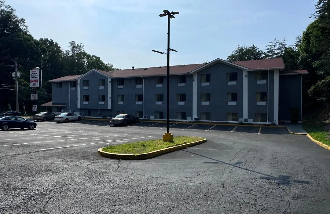 Raceway Inn-1