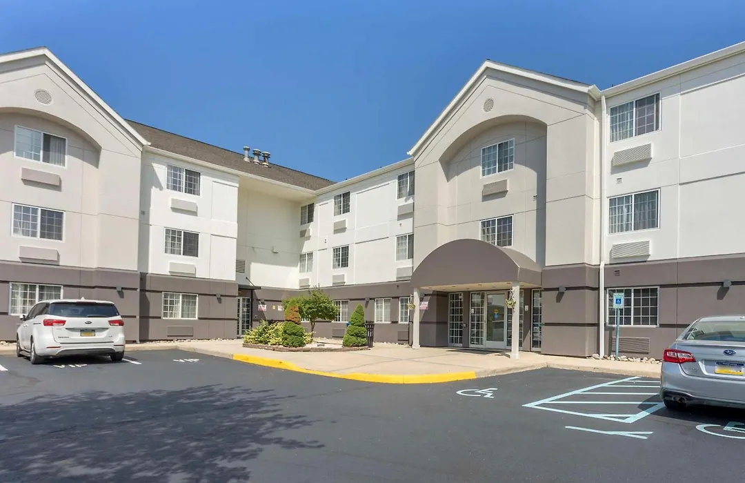 Executive Residency By Best Western Philadelphia-Willow Grove-1
