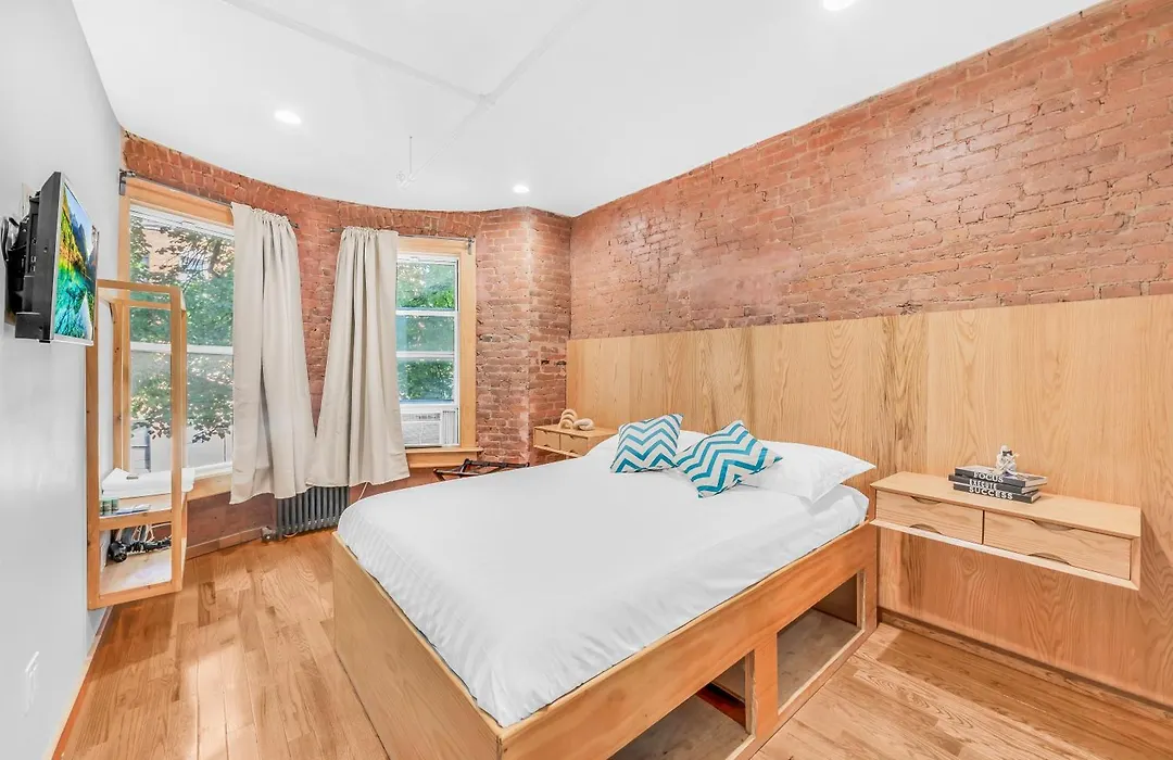 Morris Guest House (Adults Only)-1