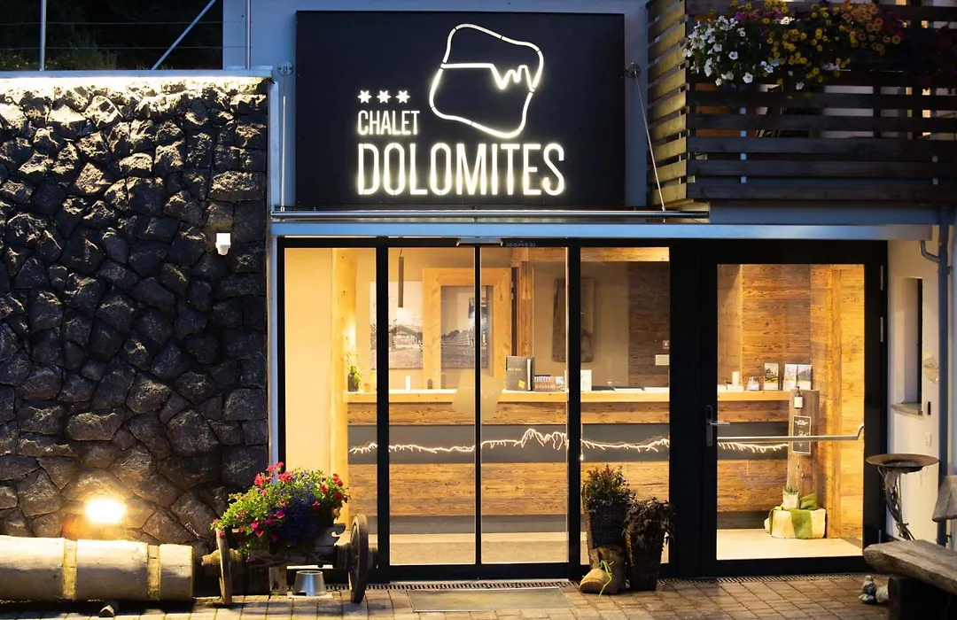 Hotel Chalet Dolomites-1