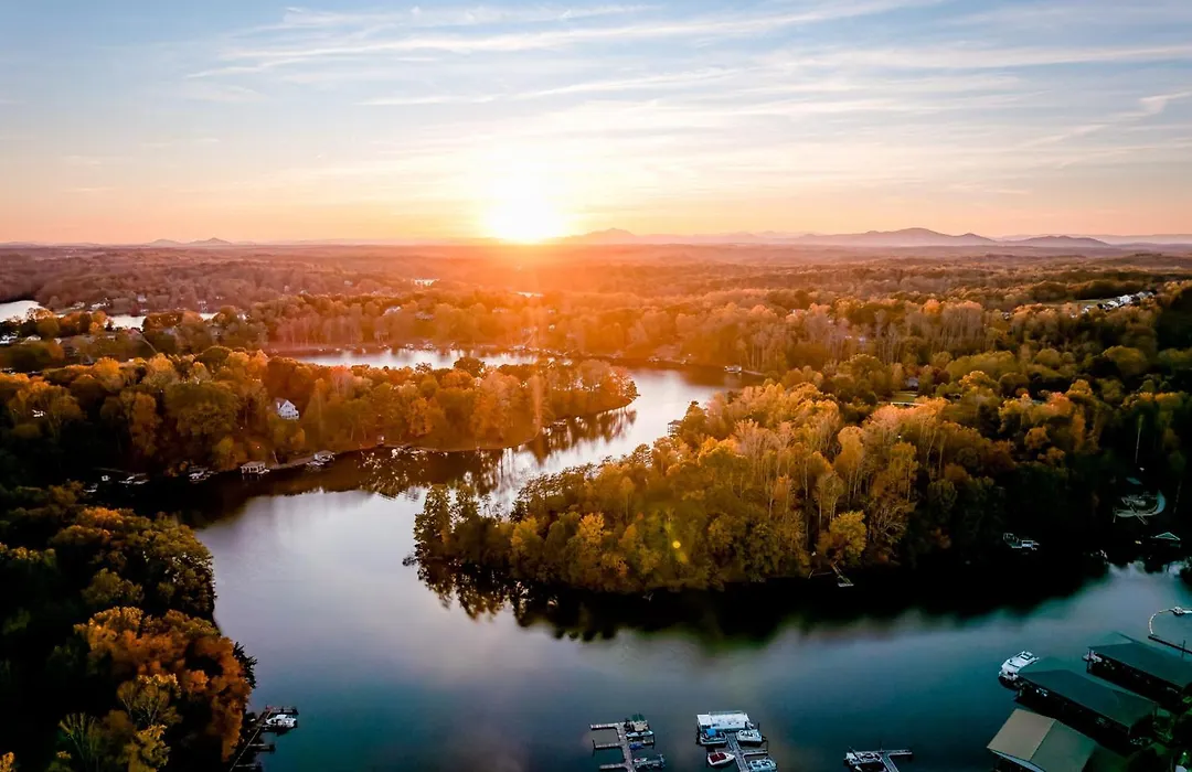 Halesford Harbour Resort - Smith Mountain Lake-1