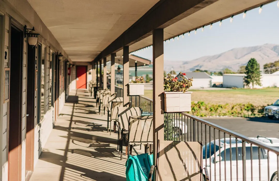 Mountain View Lodge-1