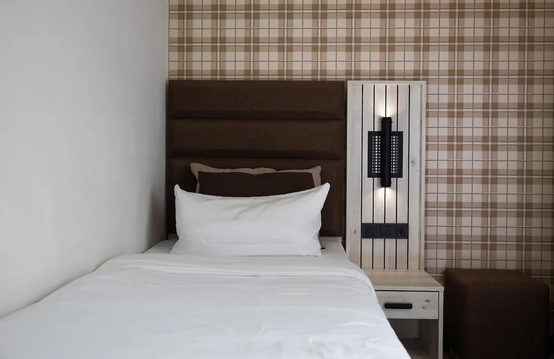 Hotel Innception-1