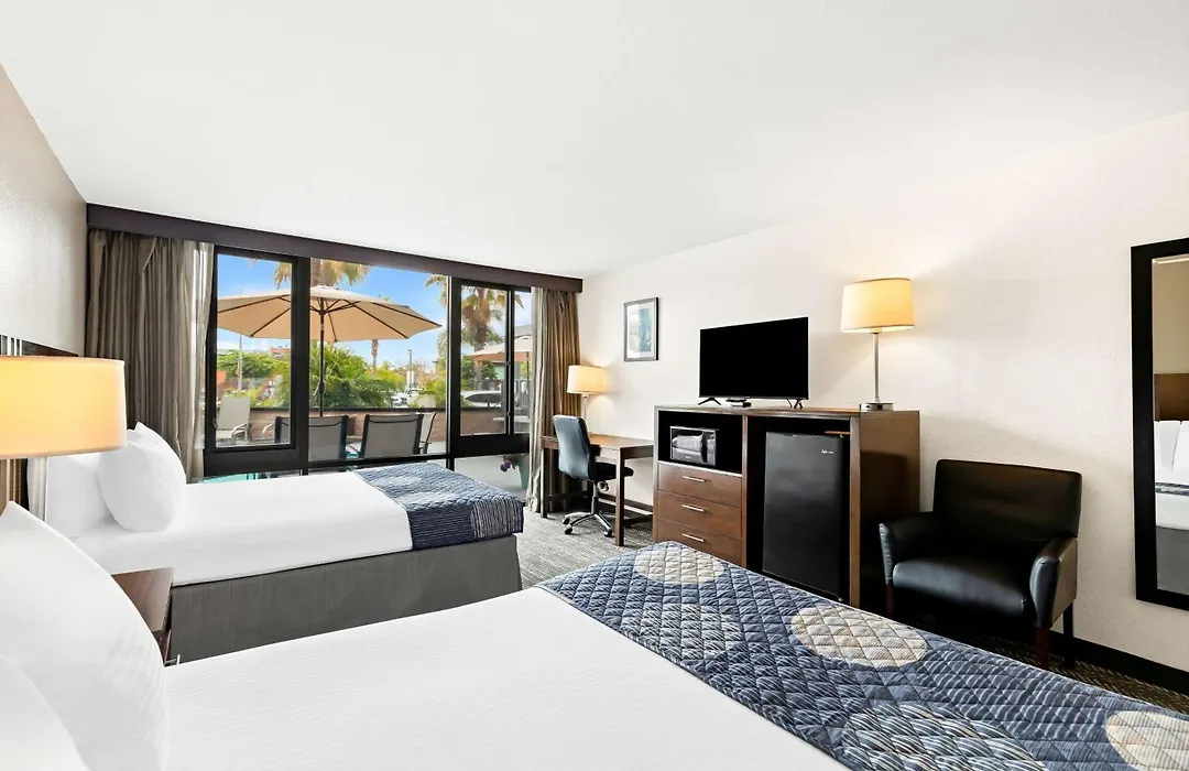 Best Western Yacht Harbor Hotel-1