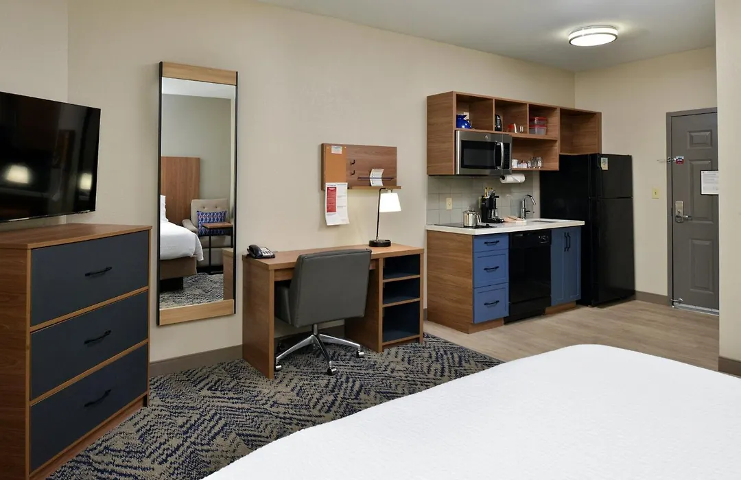 Candlewood Suites Kansas City Northeast By Ihg-1