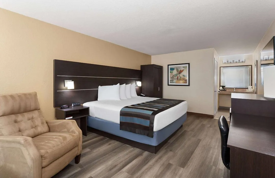 Baymont By Wyndham Punta Gorda/Port Charlotte-1