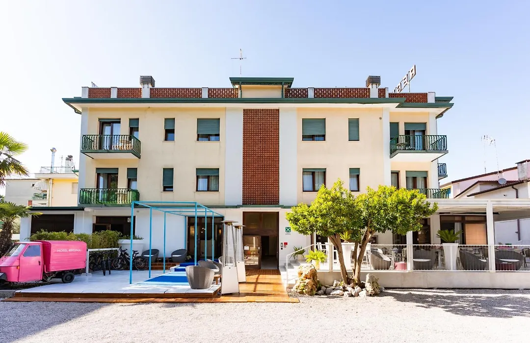 Hotel Regina-1