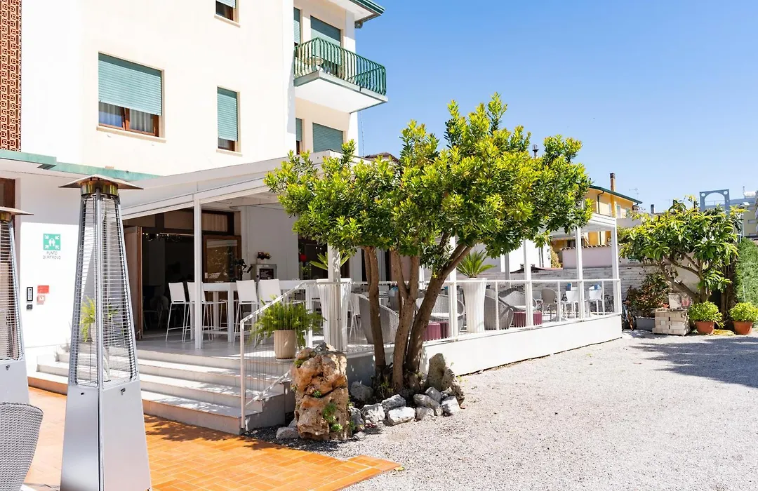 Hotel Regina-1
