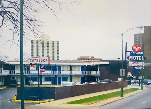 Heart O' Chicago Motel-1